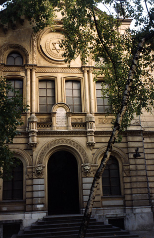 Warsaw synagogue